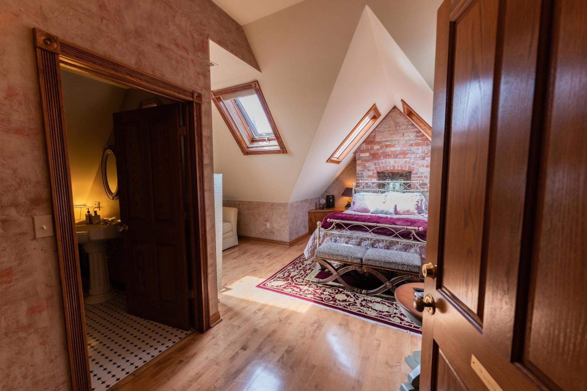 Historic Webster House Bed And Breakfast Inn 湾城 外观 照片